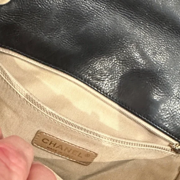 Chanel Quilted Black Shoulder Bag with Gold Accents - Picture 11 of 16